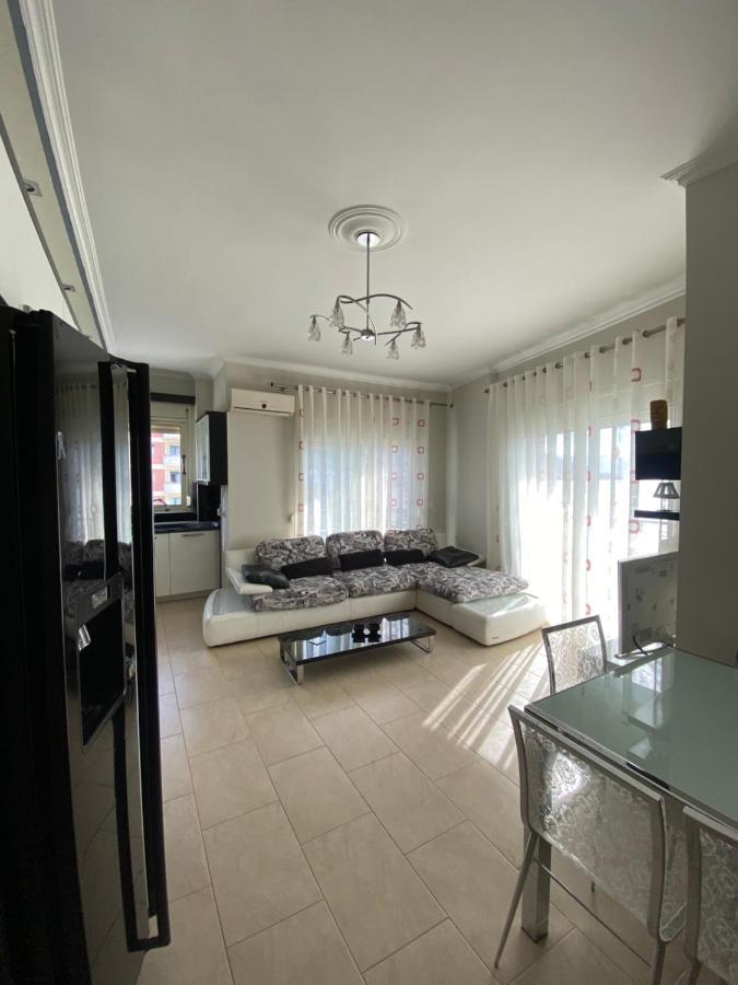 Marina House Apartment Vlorë Exterior foto