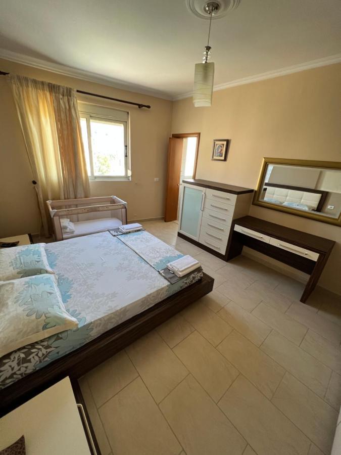 Marina House Apartment Vlorë Exterior foto